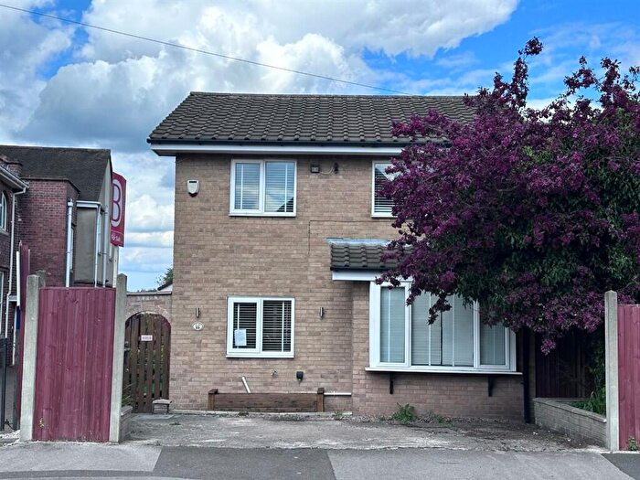 3 Bedroom Detached House For Sale In Cross Street, Chesterfield, S40
