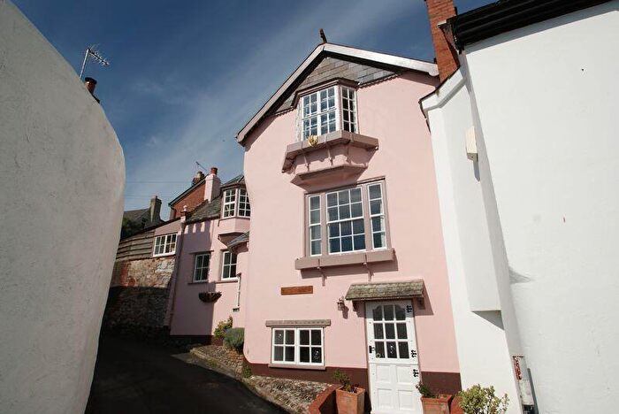 3 Bedroom Cottage To Rent In Bedroom Cottage In The Heart Of Topsham, With Stunning Estuary Views, EX3