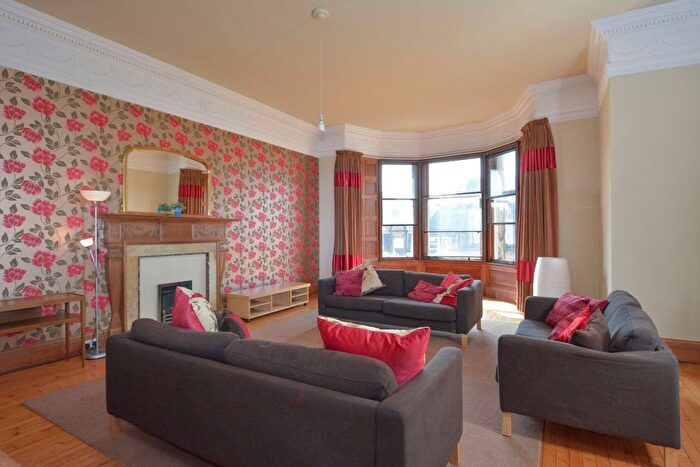 5 Bedroom Flat To Rent In Bruntsfield Place, Bruntsfield, Edinburgh, EH10