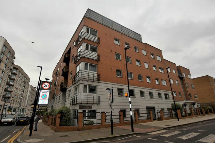 2 Bedroom Flat To Rent In Moreland Street, London, EC1V