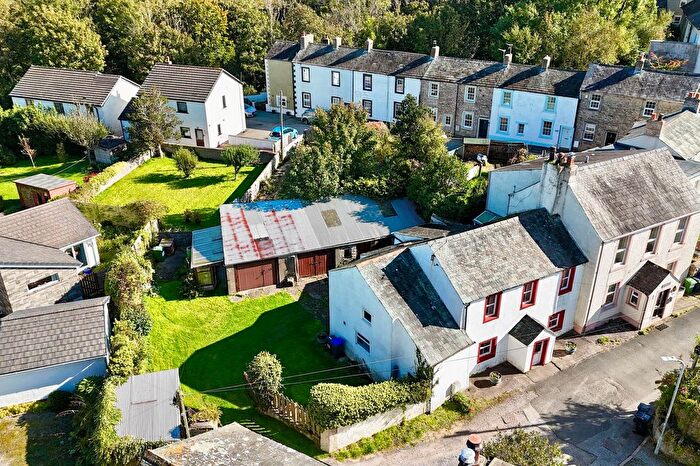 3 Bedroom End Of Terrace House For Sale In High Brigham, Brigham, CA13