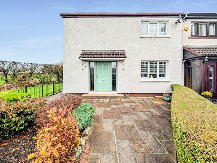 2 Bedroom End Of Terrace House For Sale In Bannoch Place, Kilwinning, KA13