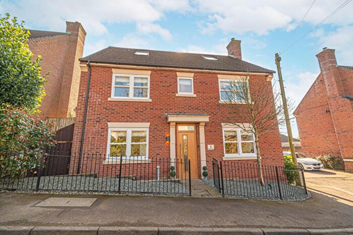 5 Bedroom Detached House For Sale In Pencoed View, Llanmartin, NP18