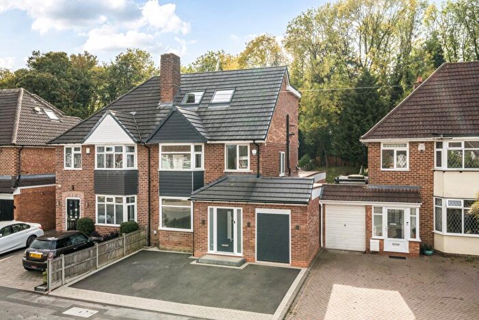 4 Bedroom Semi-Detached House For Sale In Knightsbridge Road, Solihull, B92