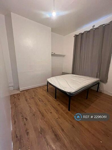 2 Bedroom Semi-Detached House To Rent In Northumberland Park, London, N17