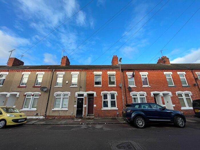 2 Bedroom Terraced House To Rent In Clinton Road, Northampton, Northamptonshire, NN4
