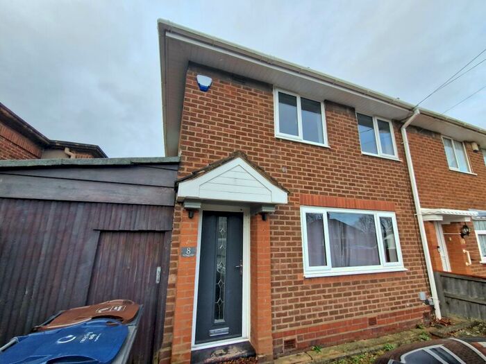 3 Bedroom Terraced House To Rent In Hatherton Grove, B29