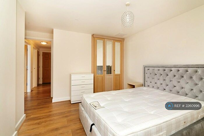 1 Bedroom Flat To Rent In Susan Constant Court, London, E14