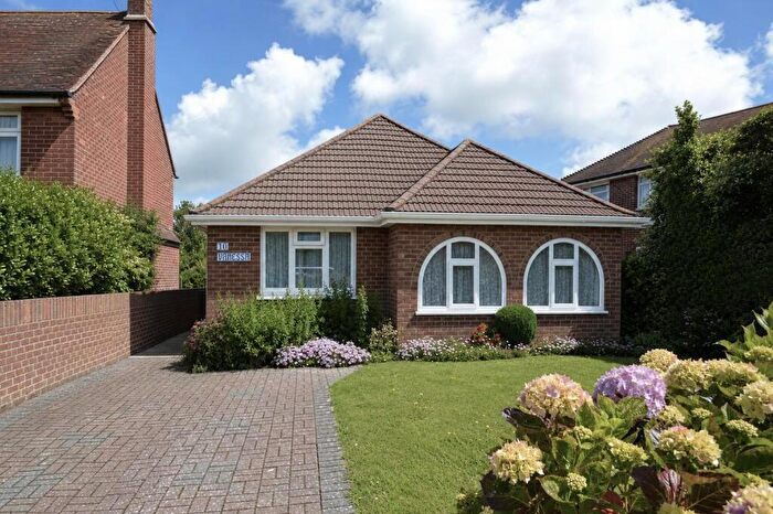 3 Bedroom Detached Bungalow For Sale In Close To Cliff Path * Shanklin, PO37