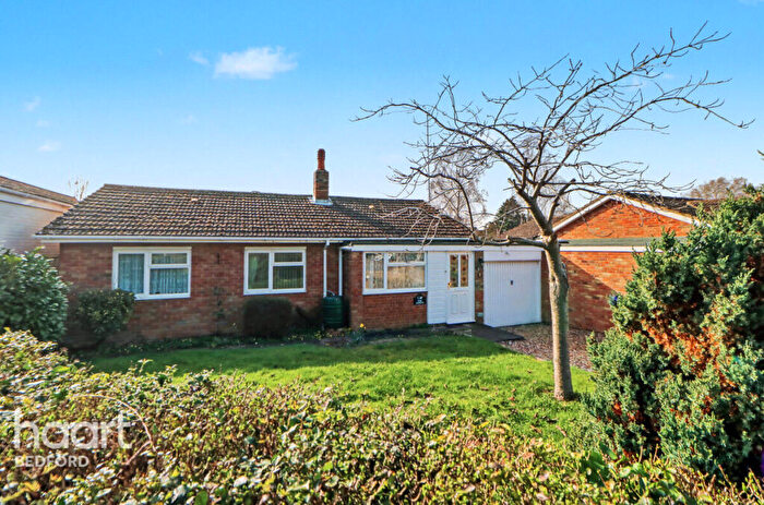 2 Bedroom Bungalow For Sale In Trinity Close, Bedford, MK43