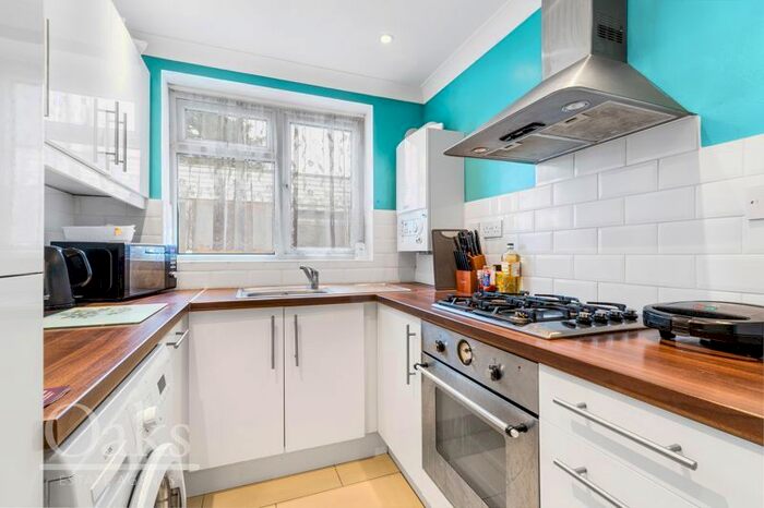 1 Bedroom Flat To Rent In Pampisford Road, South Croydon CR2