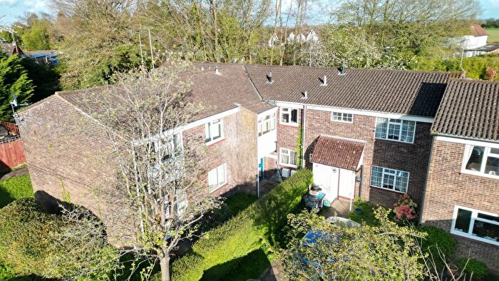 1 Bedroom Flat To Rent In Croft Close, Chipperfield, Kings Langley, Hertfordshire, WD4