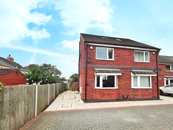 3 Bedroom Semi-Detached House To Rent In Marlborough Road, Askern, Doncaster, South Yorkshire, DN6