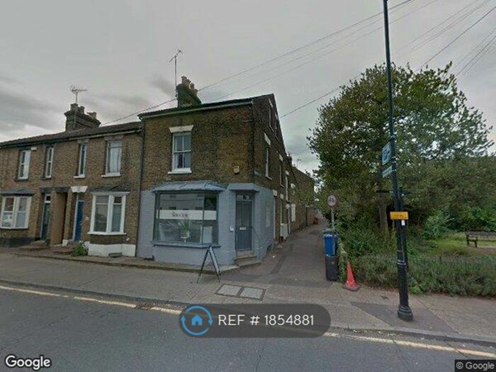 1 Bedroom Flat To Rent In Stone Street, Faversham, ME13