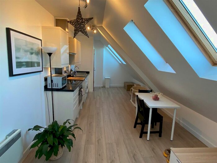 1 Bedroom Flat To Rent In St. Marys Place, Southampton, SO14