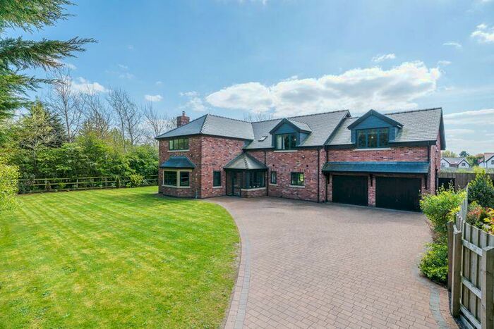 4 Bedroom Detached House To Rent In Mill Brook Court, Aughton, L39