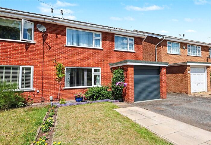 3 Bedroom Semi Detached House For Sale In Aylesbury Close, Norwich, Norfolk, NR3