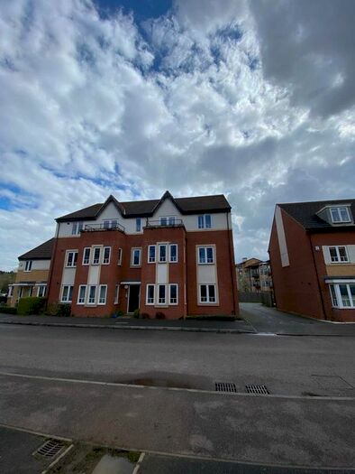 4 Bedroom Town House To Rent In Sakura Walk, Milton Keynes, MK15