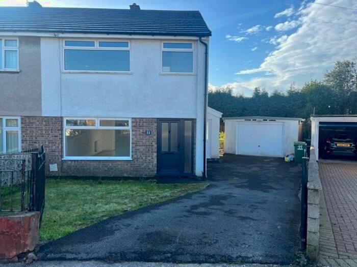 3 Bedroom Property To Rent In Broomfield Close, Tonteg, Pontypridd, CF38
