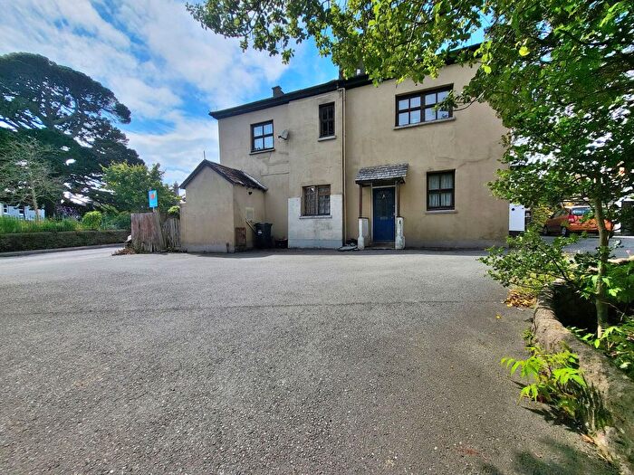 3 Bedroom Semi-Detached House For Sale In Callington Road, Saltash, PL12