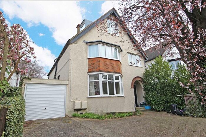 4 Bedroom Flat To Rent In Mortimer Road, Ealing, W13