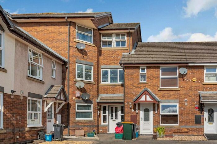 2 Bedroom Flat To Rent In Lindbergh Close, Newport, NP19