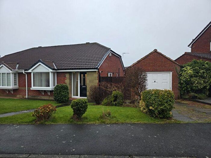 2 Bedroom Semi-Detached Bungalow For Sale In Ashley Close, Killingworth, Newcastle Upon Tyne, NE12