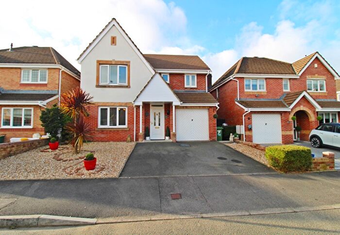 4 Bedroom Detached House For Sale In St. Peters Avenue, Llanharan, Pontyclun, Rhondda Cynon Taff., CF72