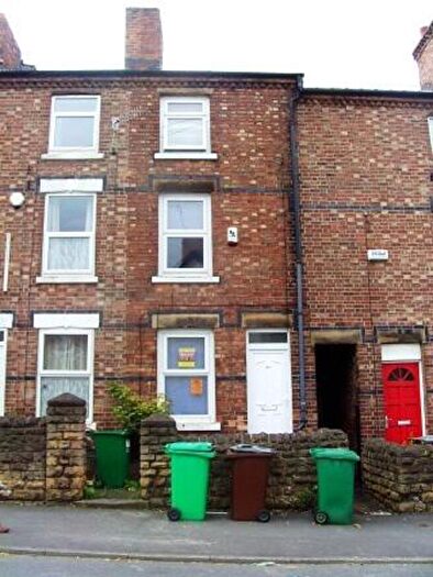 3 Bedroom Terraced House To Rent In Park Road, Nottingham, Nottinghamshire, NG7