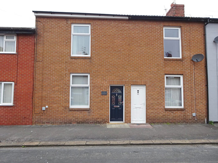 4 Bedroom Terraced House For Sale In North Street, Fleetwood, FY7
