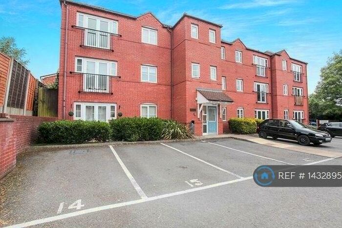 2 Bedroom Flat To Rent In Nuneaton Road, Bedworth, CV12