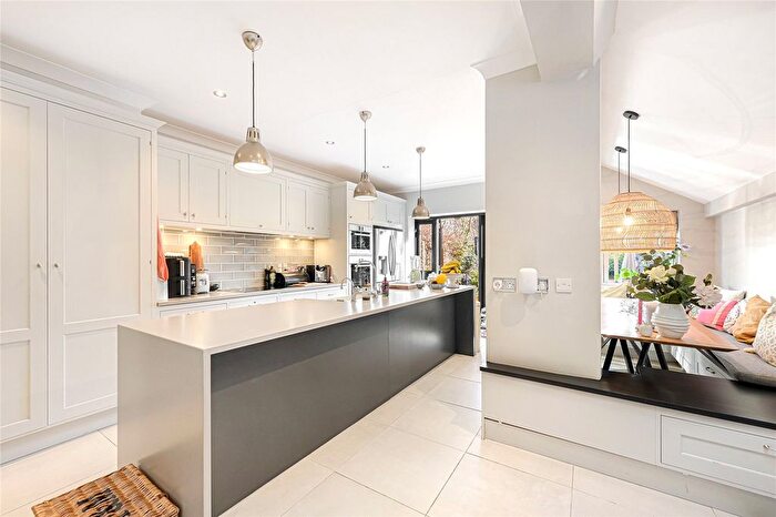 4 Bedroom Terraced House To Rent In Kenyon Street, London, SW6