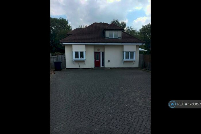 4 Bedroom Detached House To Rent In Holloways Lane, North Mymms, Hatfield, AL9