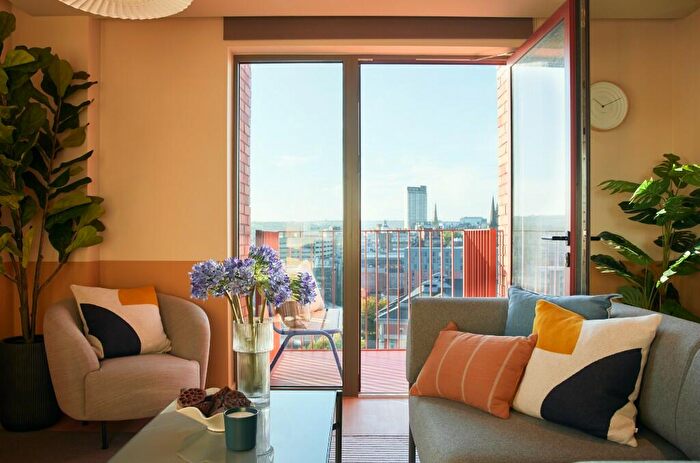 2 Bedroom Apartment To Rent In Soho Yard, Sheffield, S3