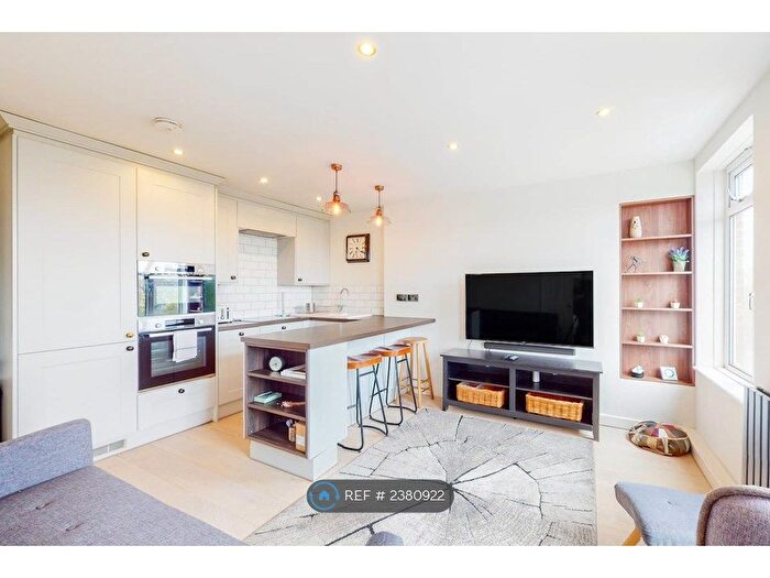 1 Bedroom Flat To Rent In Brixton Hill Court, London, SW2