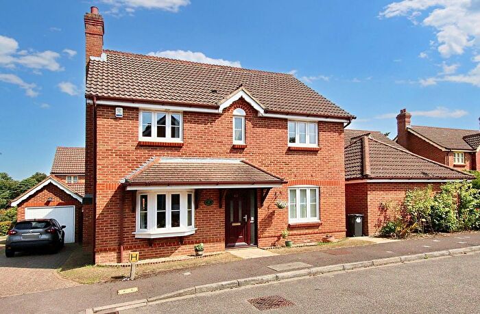 4 Bedroom Detached House For Sale In Postmill Close, Shirley, CR0