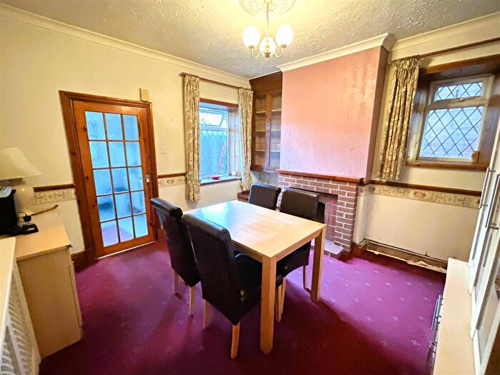 2 Bedroom Semi-Detached House For Sale In Chapel Street, Belper, DE56