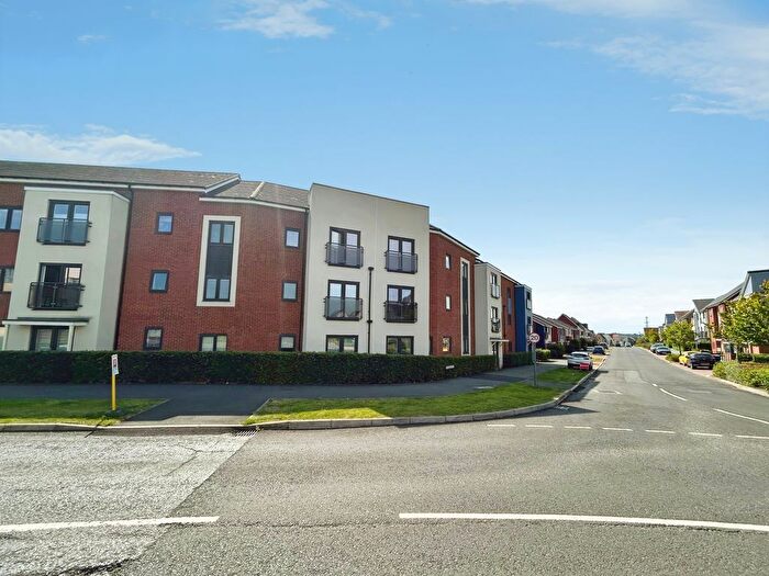 2 Bedroom Flat To Rent In Heron Crescent, Newcastle Upon Tyne, NE13