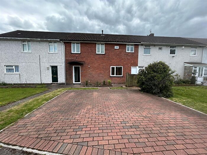 3 Bedroom Terraced House To Rent In Court Farm Road, Llantarnam, Cwmbran, NP44