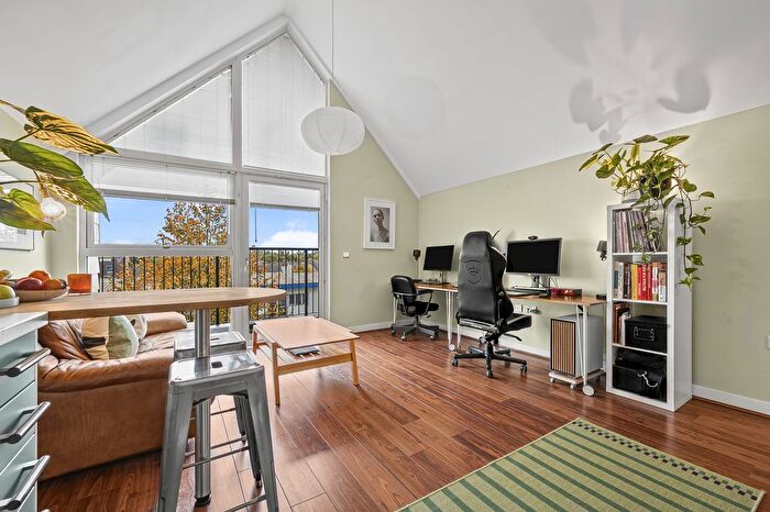 1 Bedroom Flat For Sale In Emperor House, Brockley, London, SE4