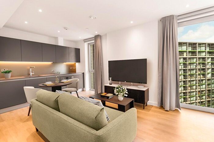 Studio To Rent In Nine Elms Lane, London, SW11