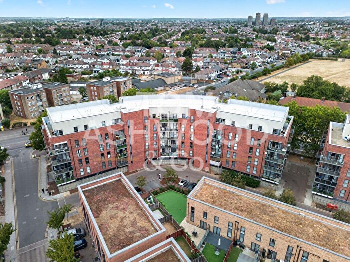 1 Bedroom Flat For Sale In Brunel House, Chancellor Way, Dagenham, RM8