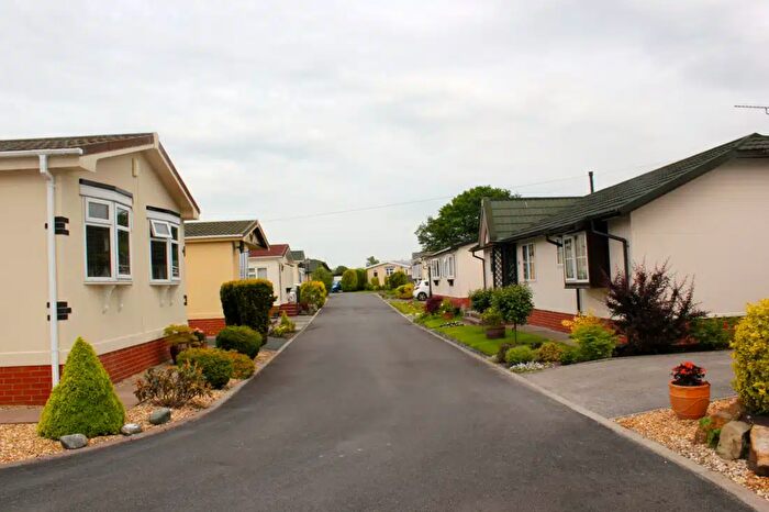 2 Bedroom Park Home For Sale In Main Street, Goostrey Crewe, CW4
