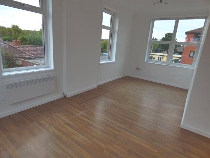2 Bedroom Apartment To Rent In Orchard Hall, Station Road, BA13