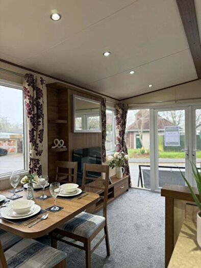 2 Bedroom Park Home For Sale In Sway Road, New Milton, BH25
