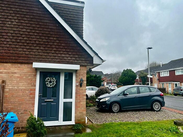 3 Bedroom Semi Detached House For Sale In Cockerell Close, Wimborne, Dorset, BH21