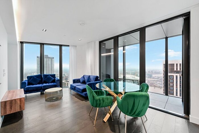 2 Bedroom Flat To Rent In Amory Tower, Marsh Wall, E14