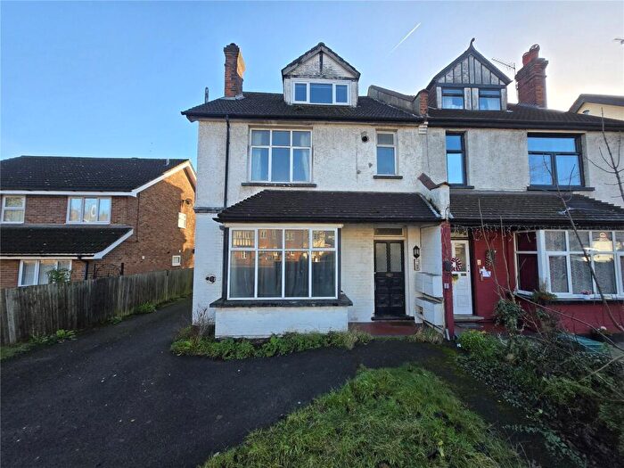 1 Bedroom Apartment To Rent In Brighton Road, Purley, Surrey, CR8