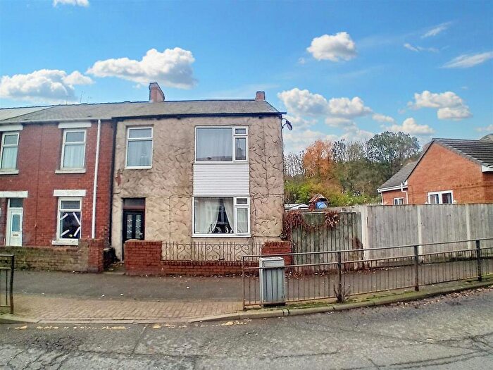 3 Bedroom End Of Terrace House For Sale In Station Avenue South, Fencehouses, Houghton Le Spring, DH4