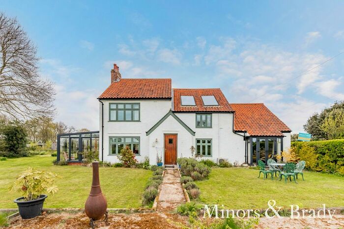 4 Bedroom Cottage For Sale In Common Lane, Thurne, Great Yarmouth, NR29